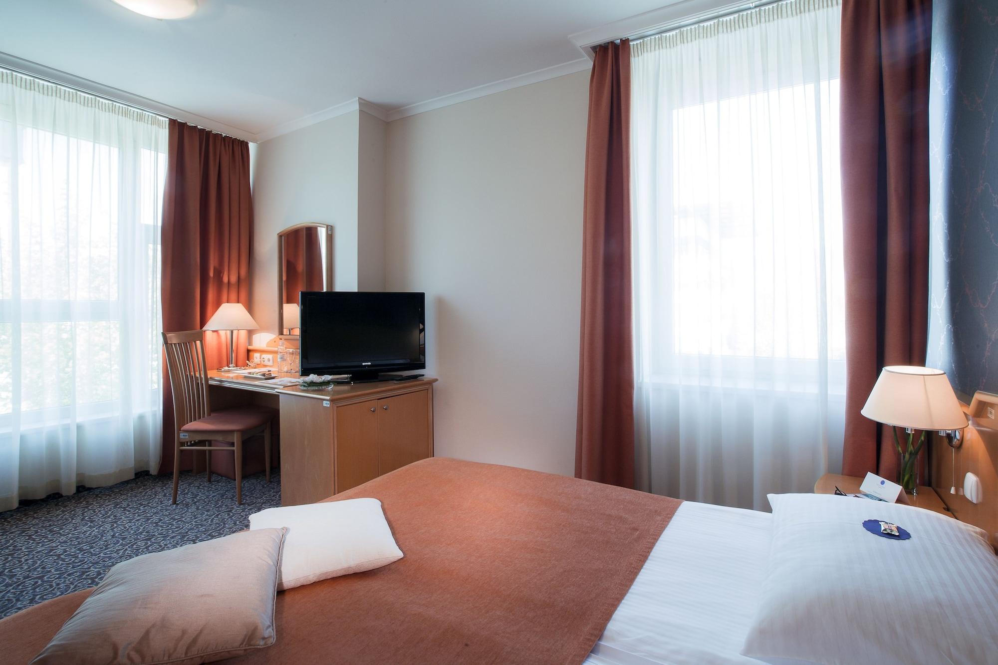 Hotel Paka Velenje Zewnętrze zdjęcie